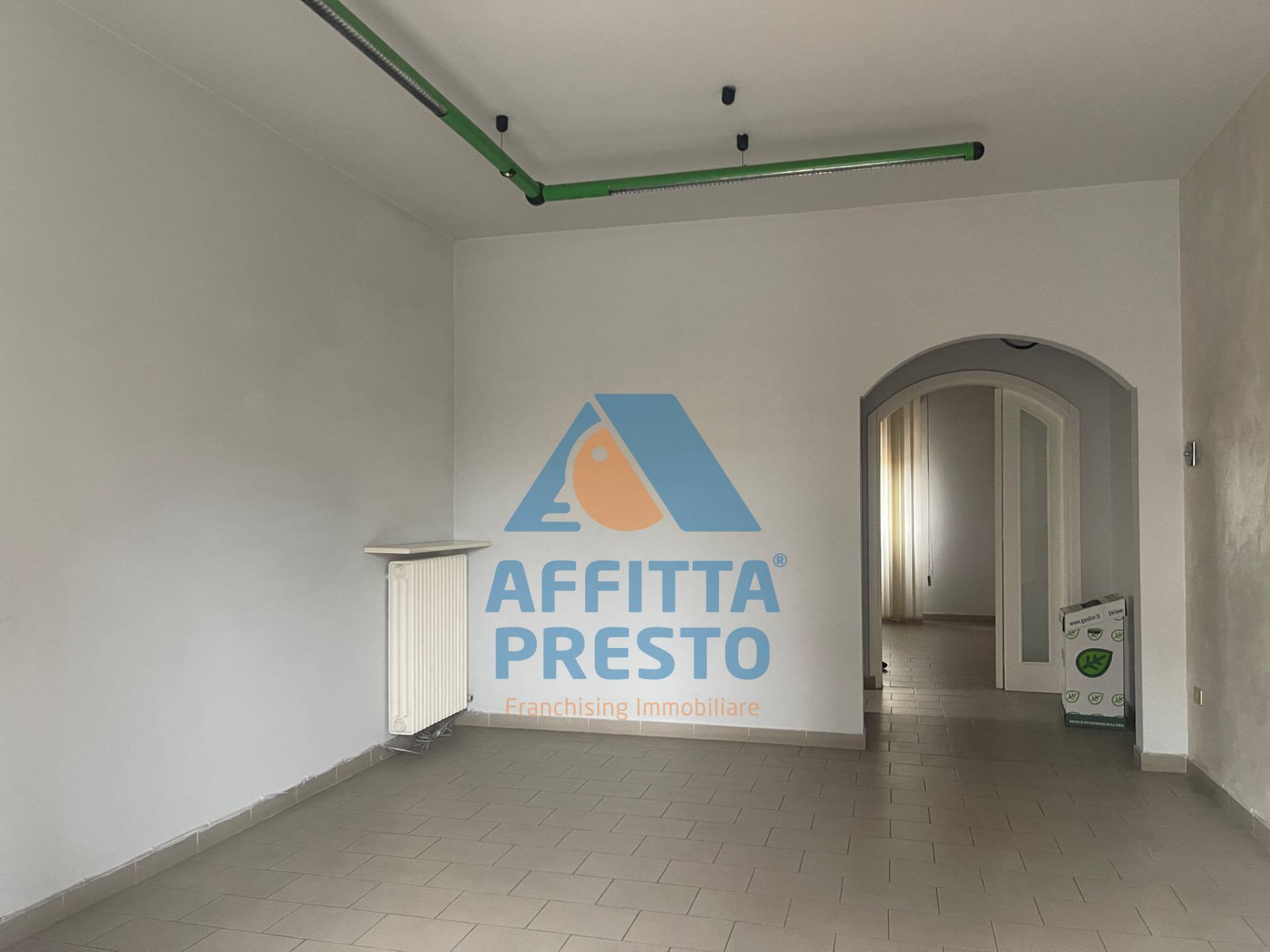 Fondo Commerciale in affitto a San Miniato, San Miniato Basso