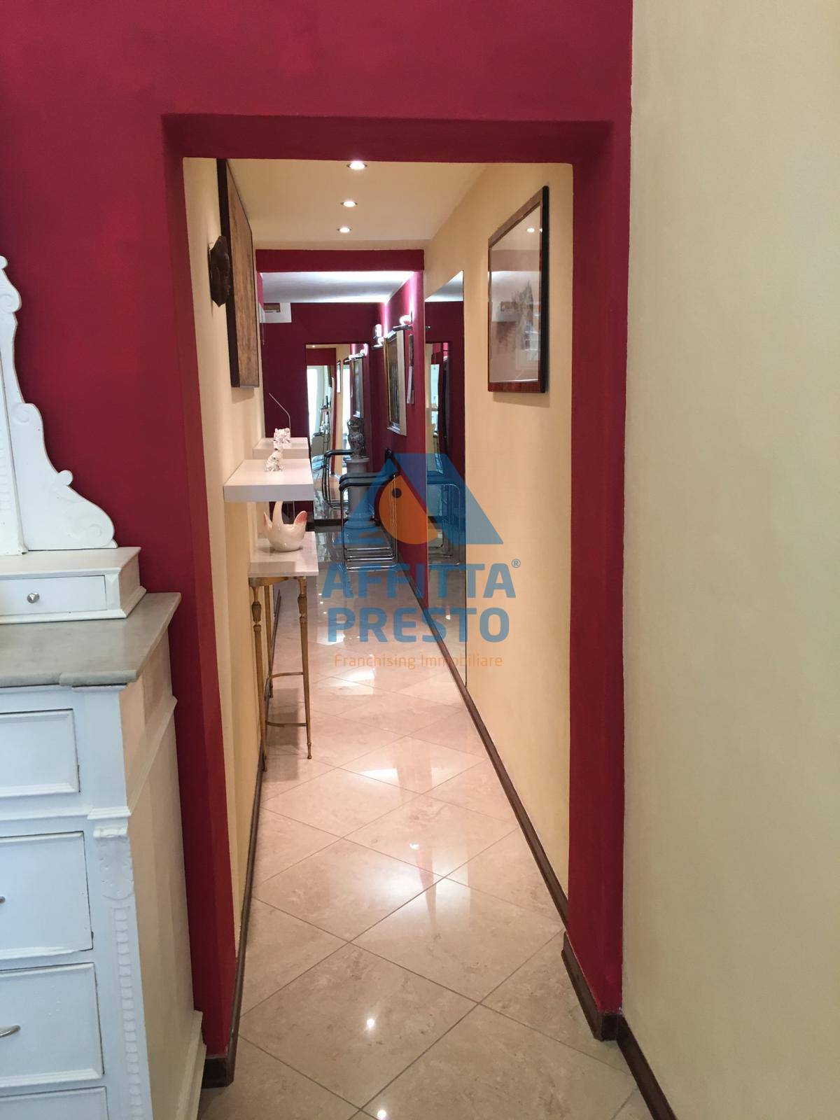 Negozio in affitto a Empoli