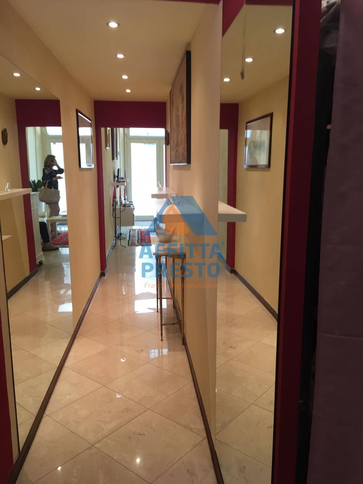 Negozio in affitto a Empoli