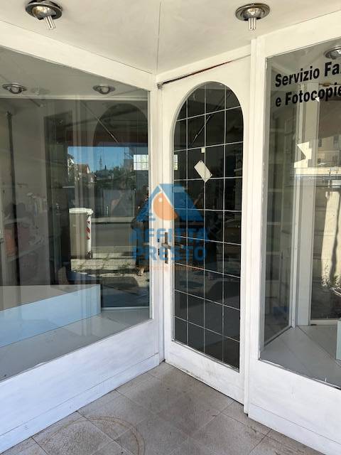 Negozio in affitto a Empoli