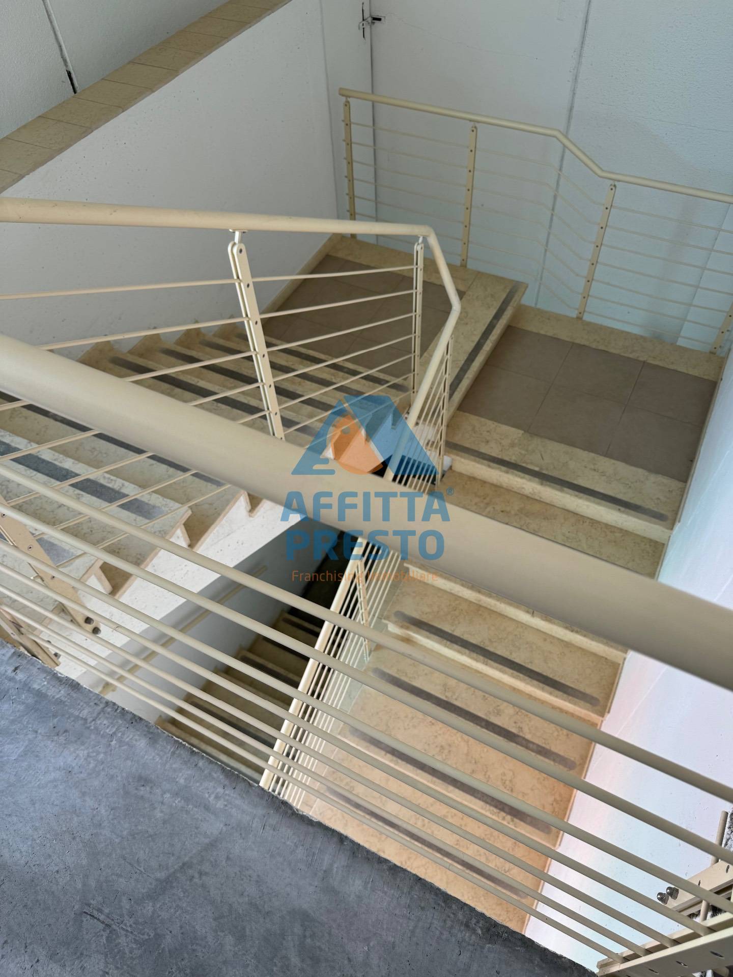 Capannone in affitto a Santa Croce sull'Arno