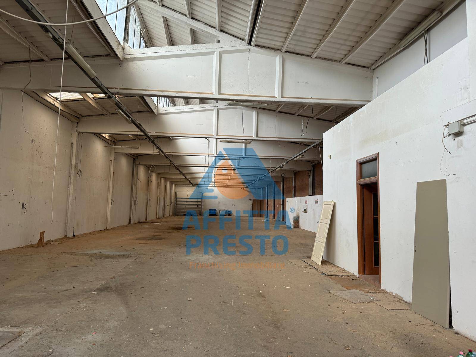Capannone in affitto a Empoli, Terrafino