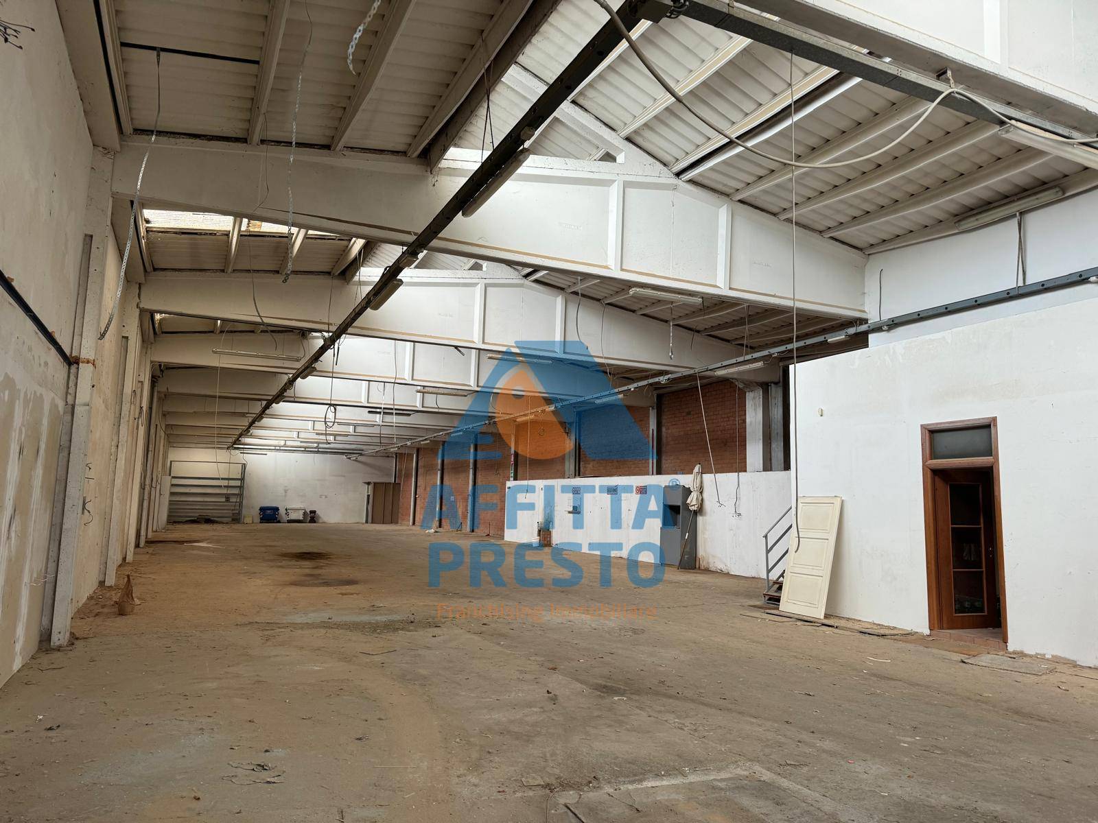 Capannone in affitto a Empoli, Terrafino