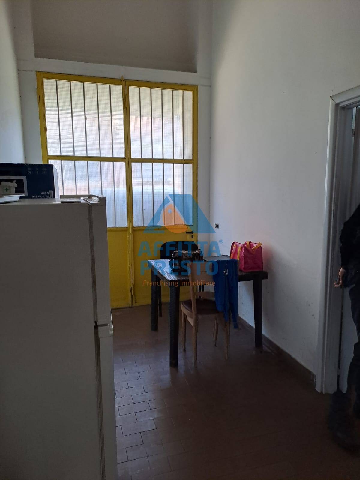 Fondo Artigianale in affitto a Empoli