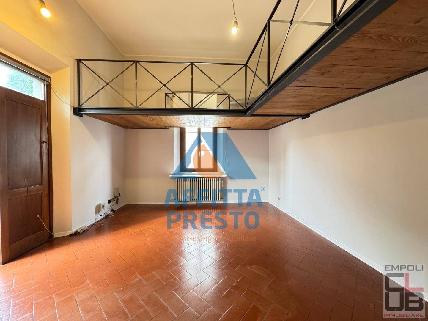 Ufficio in vendita a Empoli, Centro