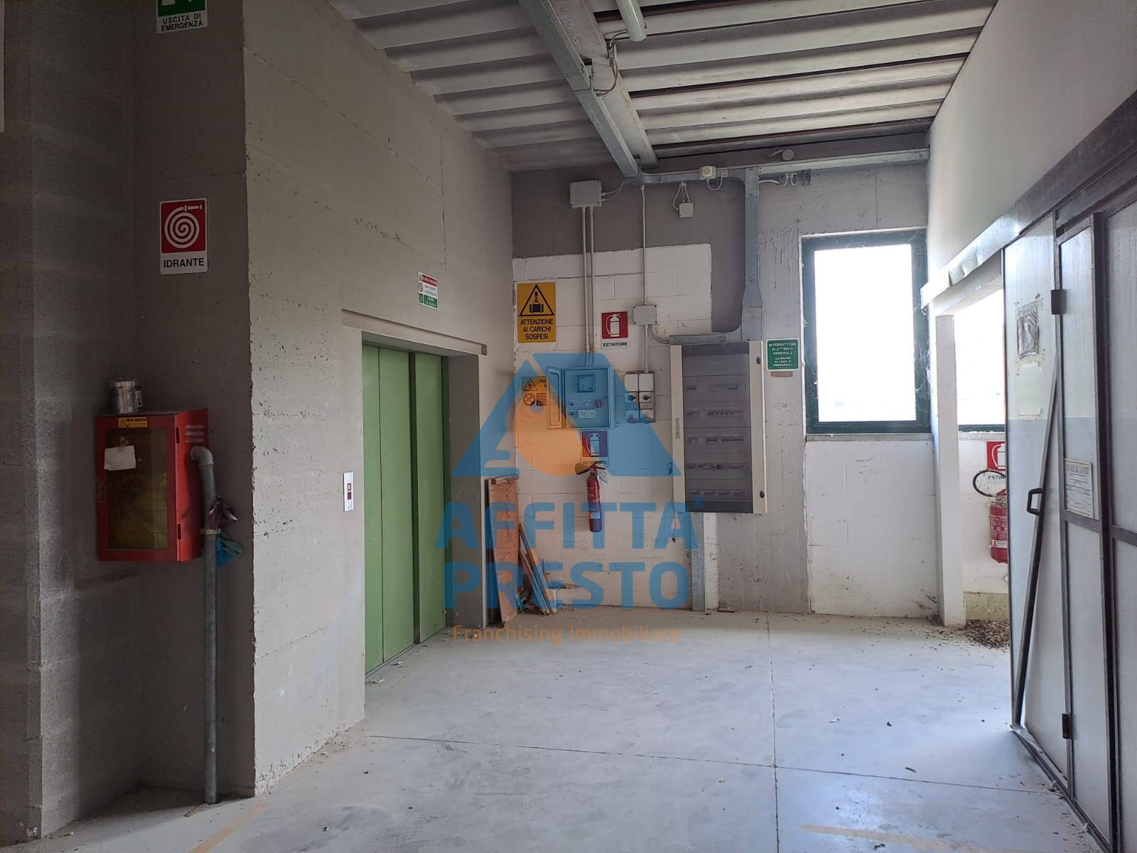 Laboratorio Artigianale in affitto a Empoli