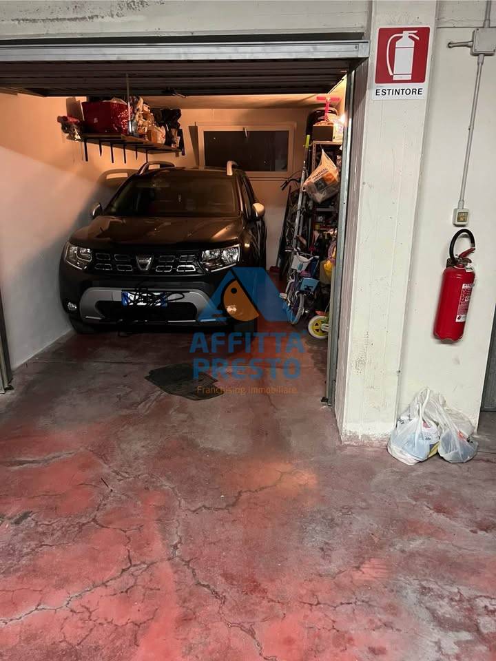 Garage in vendita a Santa Croce sull'Arno