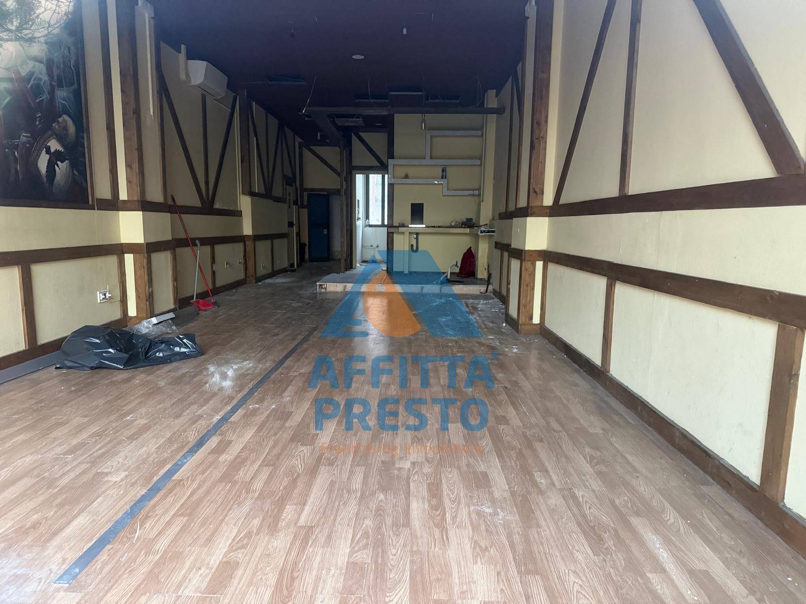 Fondo Commerciale in affitto a Empoli