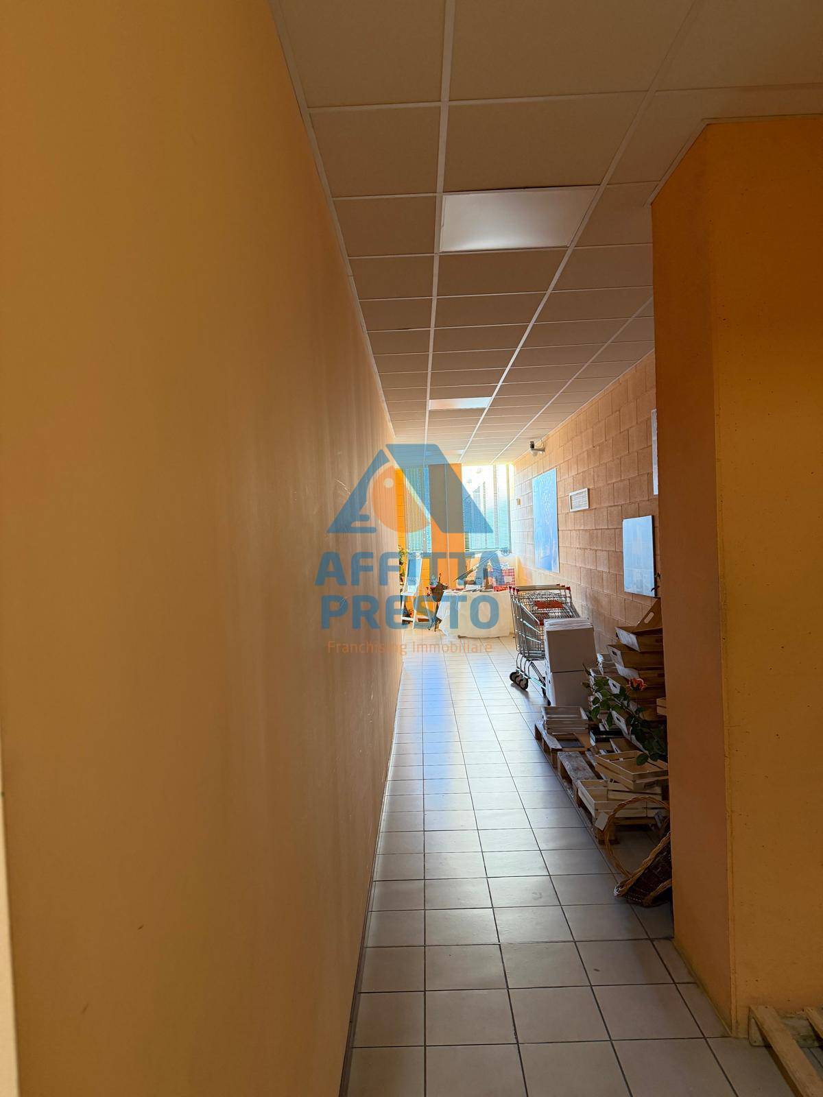 Fondo Commerciale in vendita a Vinci, Sovigliana - Spicchio