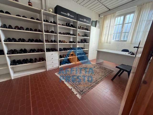 Capannone in affitto a Cerreto Guidi