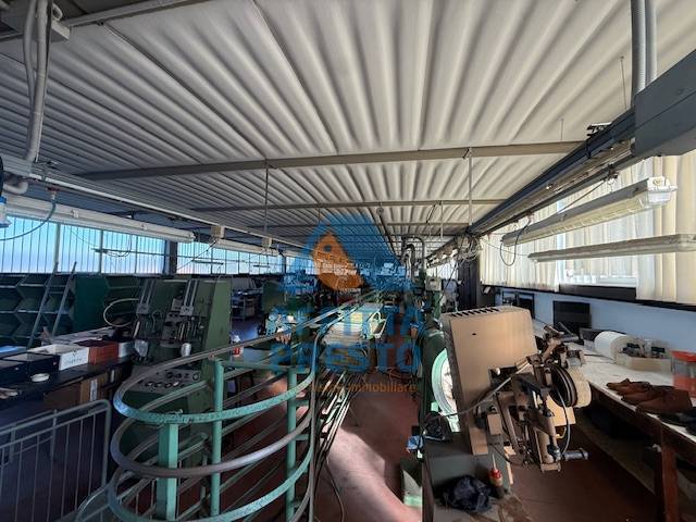 Capannone in affitto a Cerreto Guidi