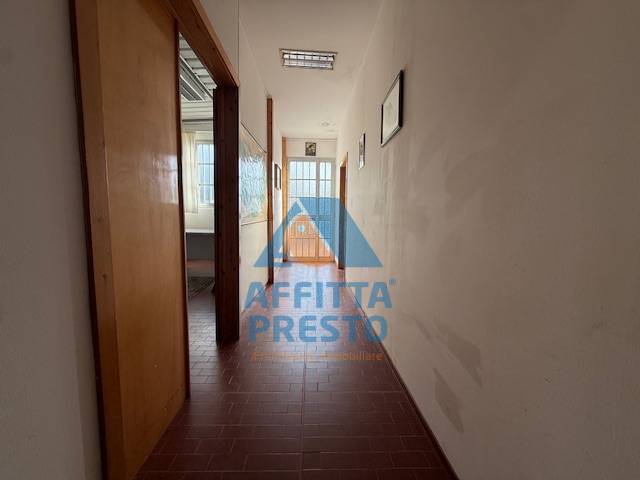 Capannone in affitto a Cerreto Guidi
