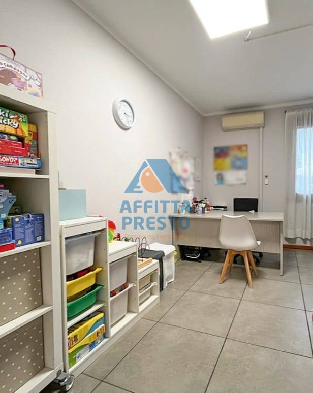 Fondo Commerciale in vendita a Monsummano Terme