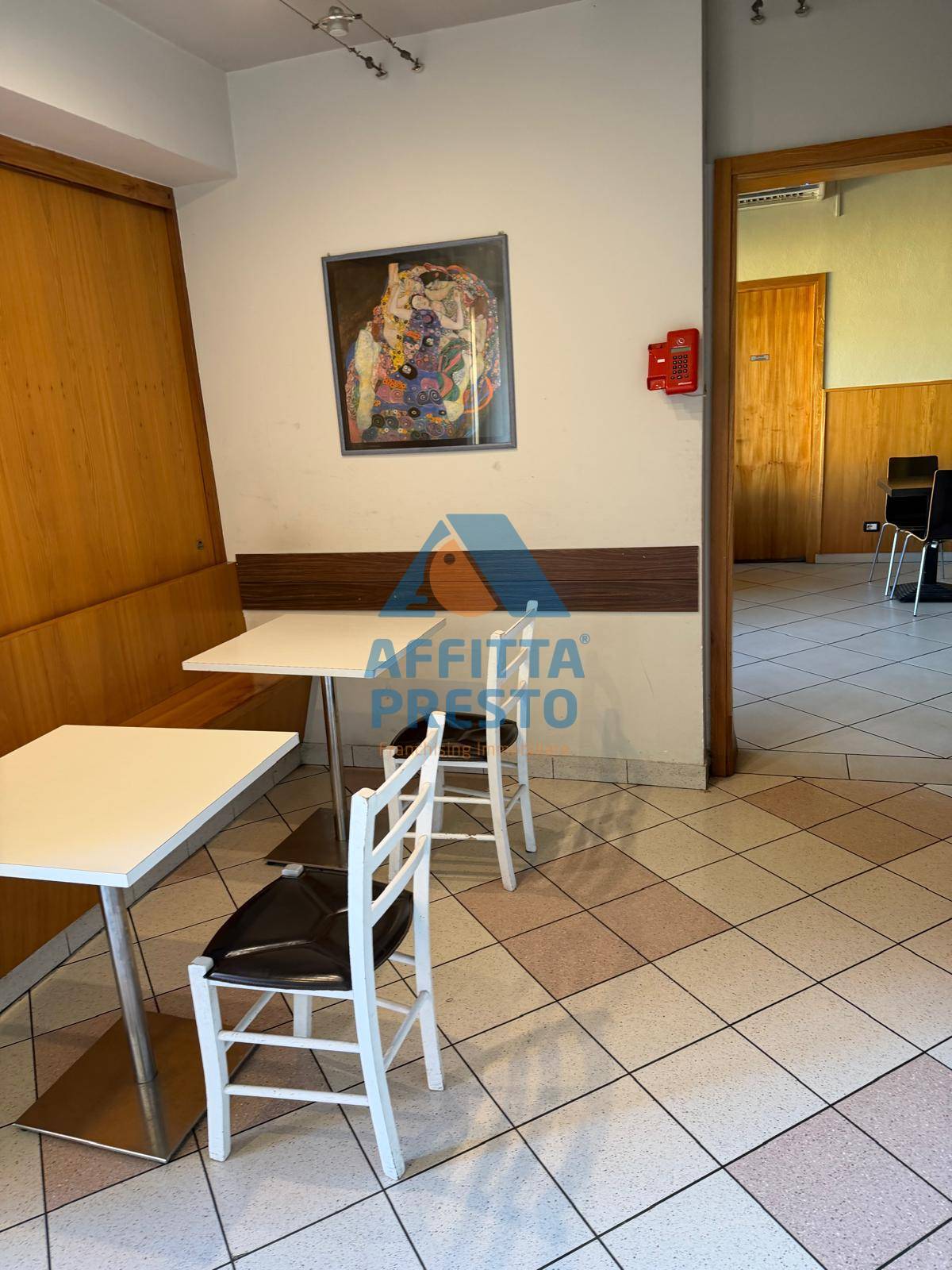 Fondo Commerciale in affitto a Empoli