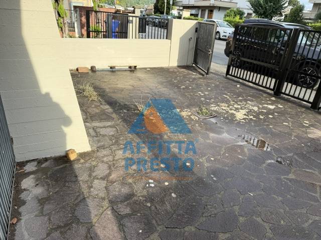 Magazzino in affitto a Empoli, Stadio