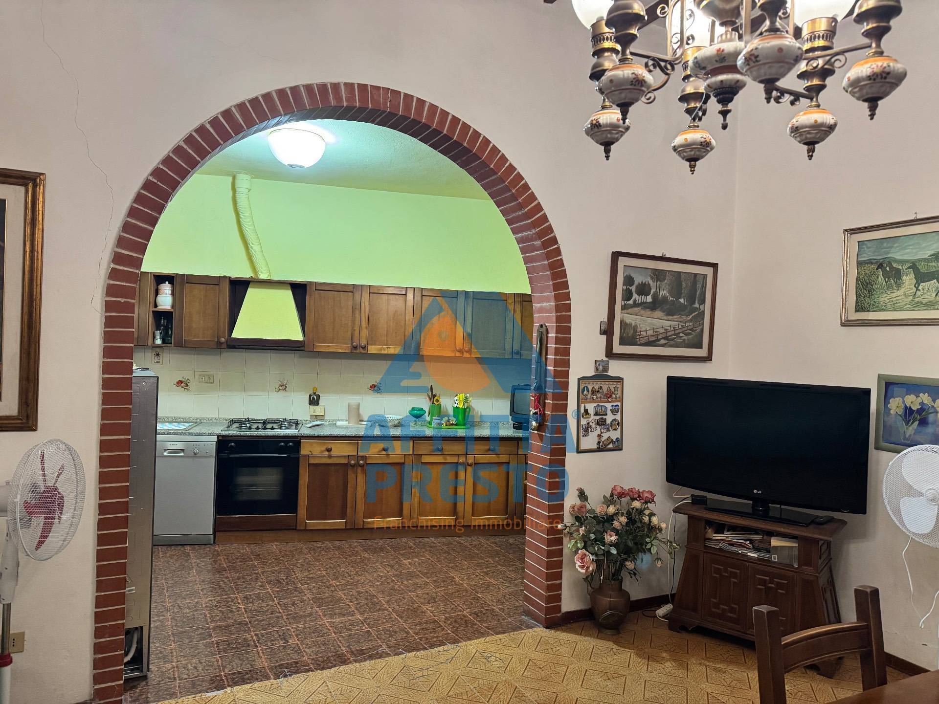 Appartamento in vendita a Empoli, Centro