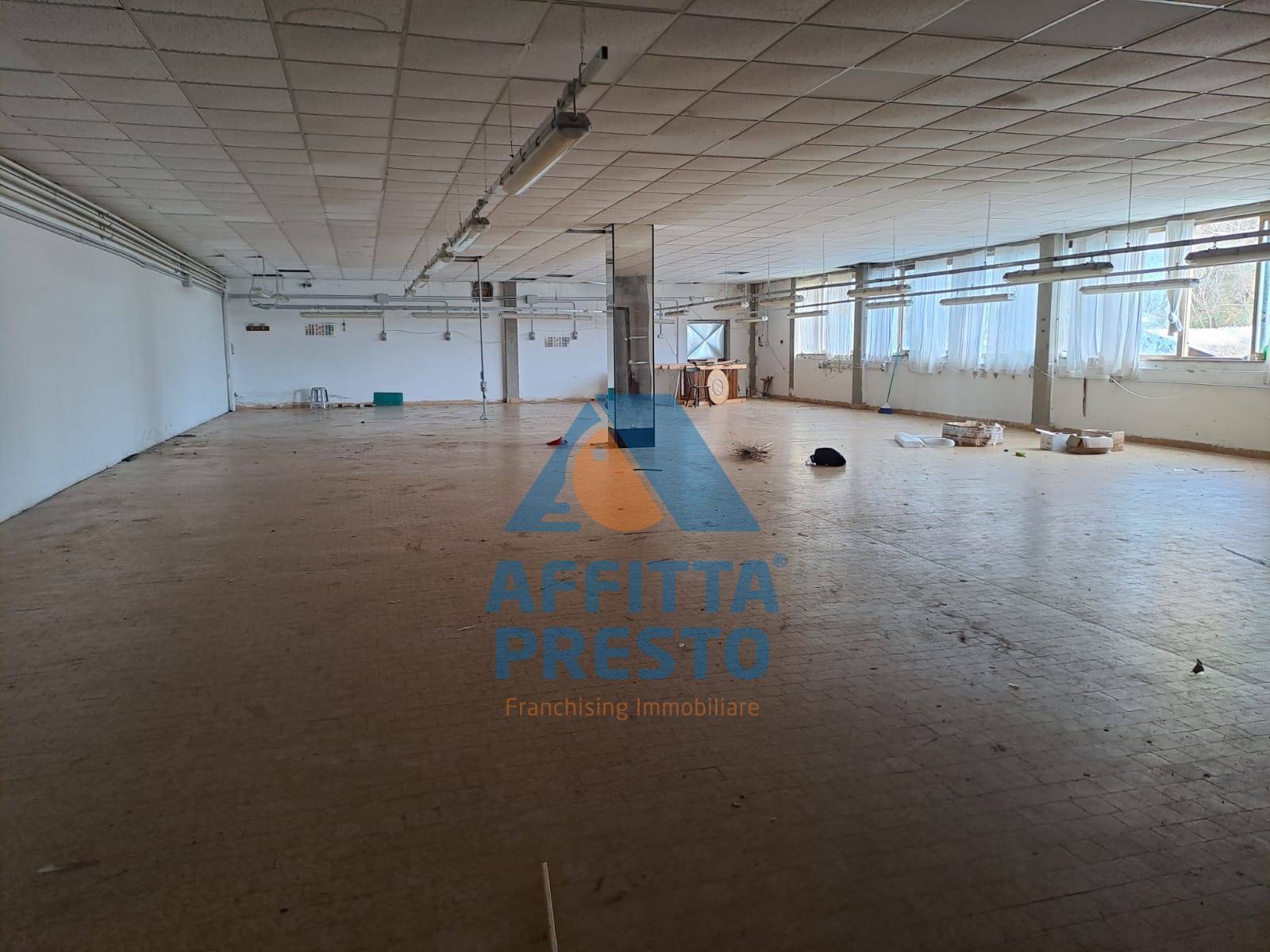 Capannone in affitto a Capraia e Limite, Limite sull'Arno