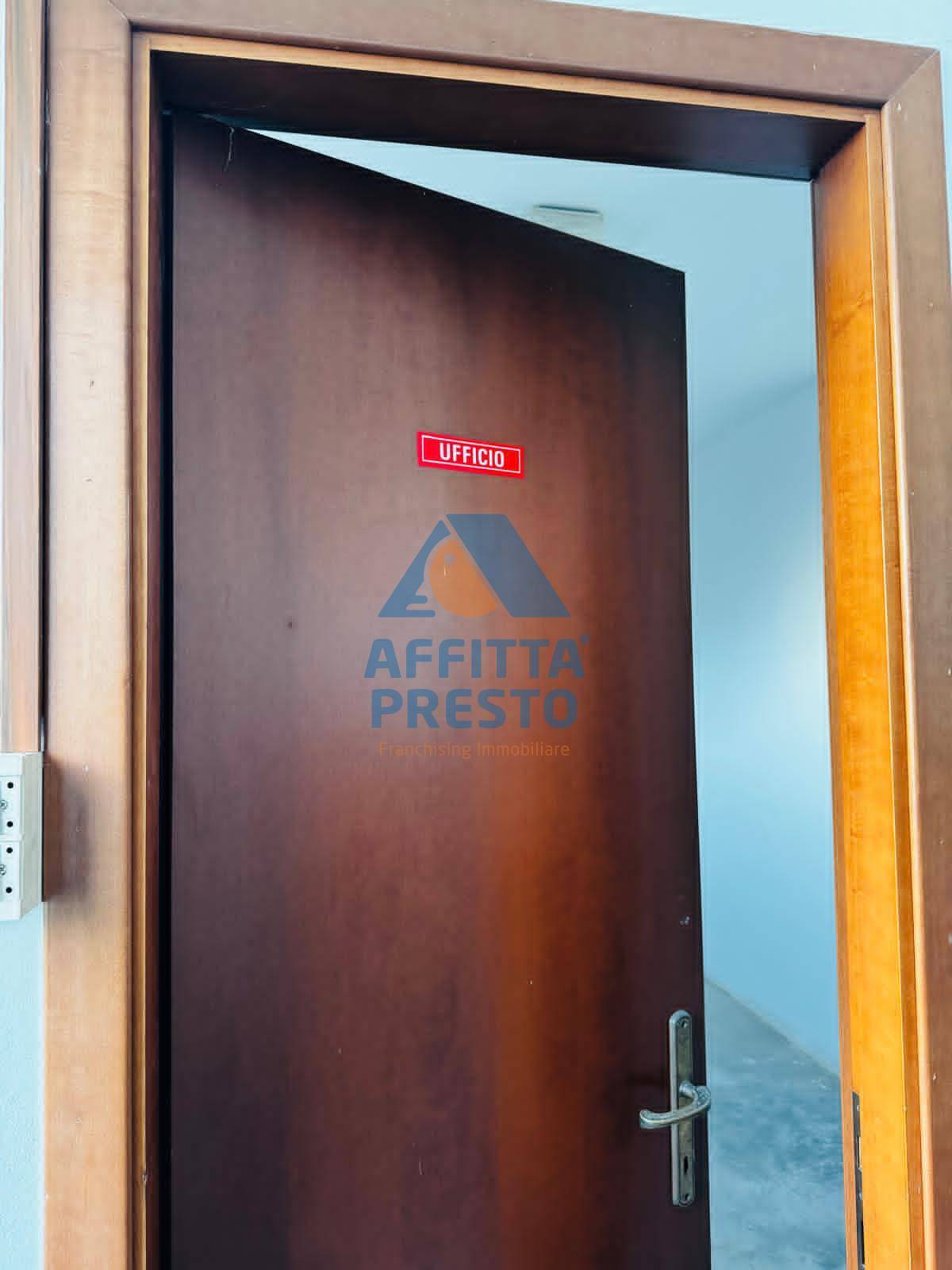 Magazzino in affitto a San Miniato, Ponte a Elsa