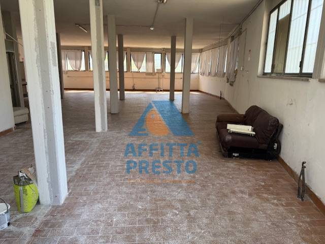 Fondo Artigianale in affitto a Vinci, Sovigliana - Spicchio