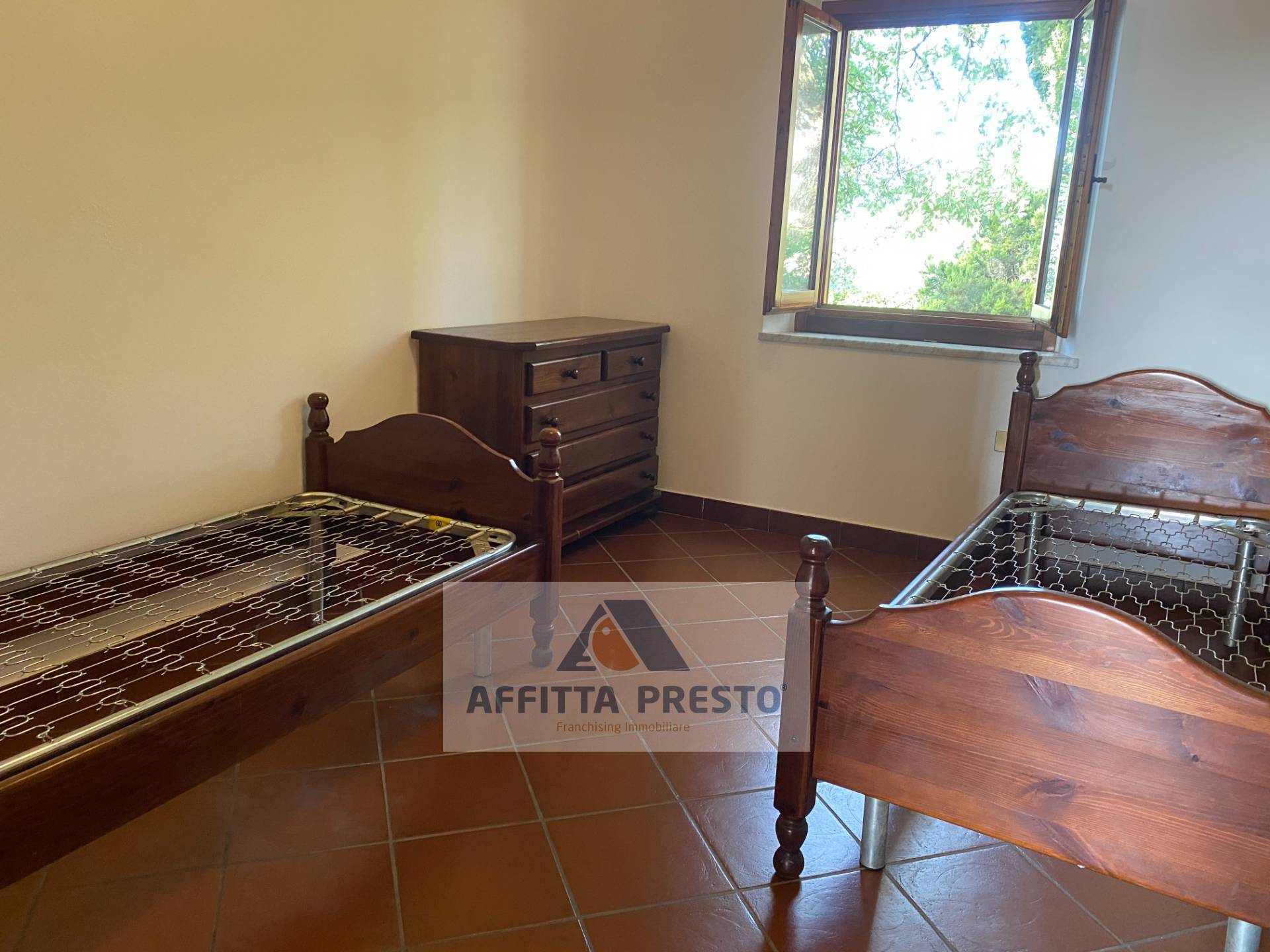 Appartamento in affitto a Capraia e Limite, Castra
