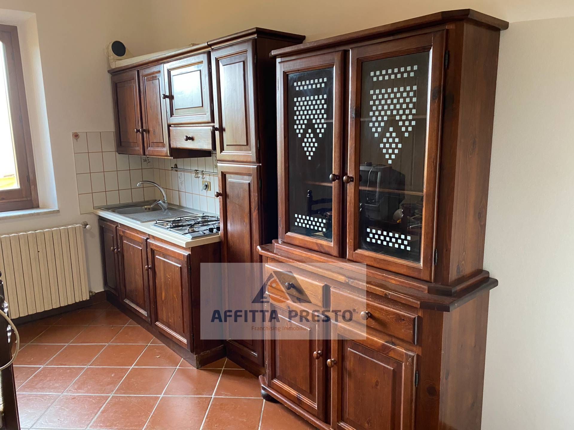 Appartamento in affitto a Capraia e Limite, Castra
