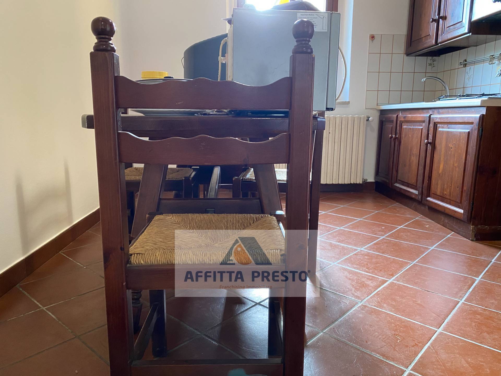 Appartamento in affitto a Capraia e Limite, Castra