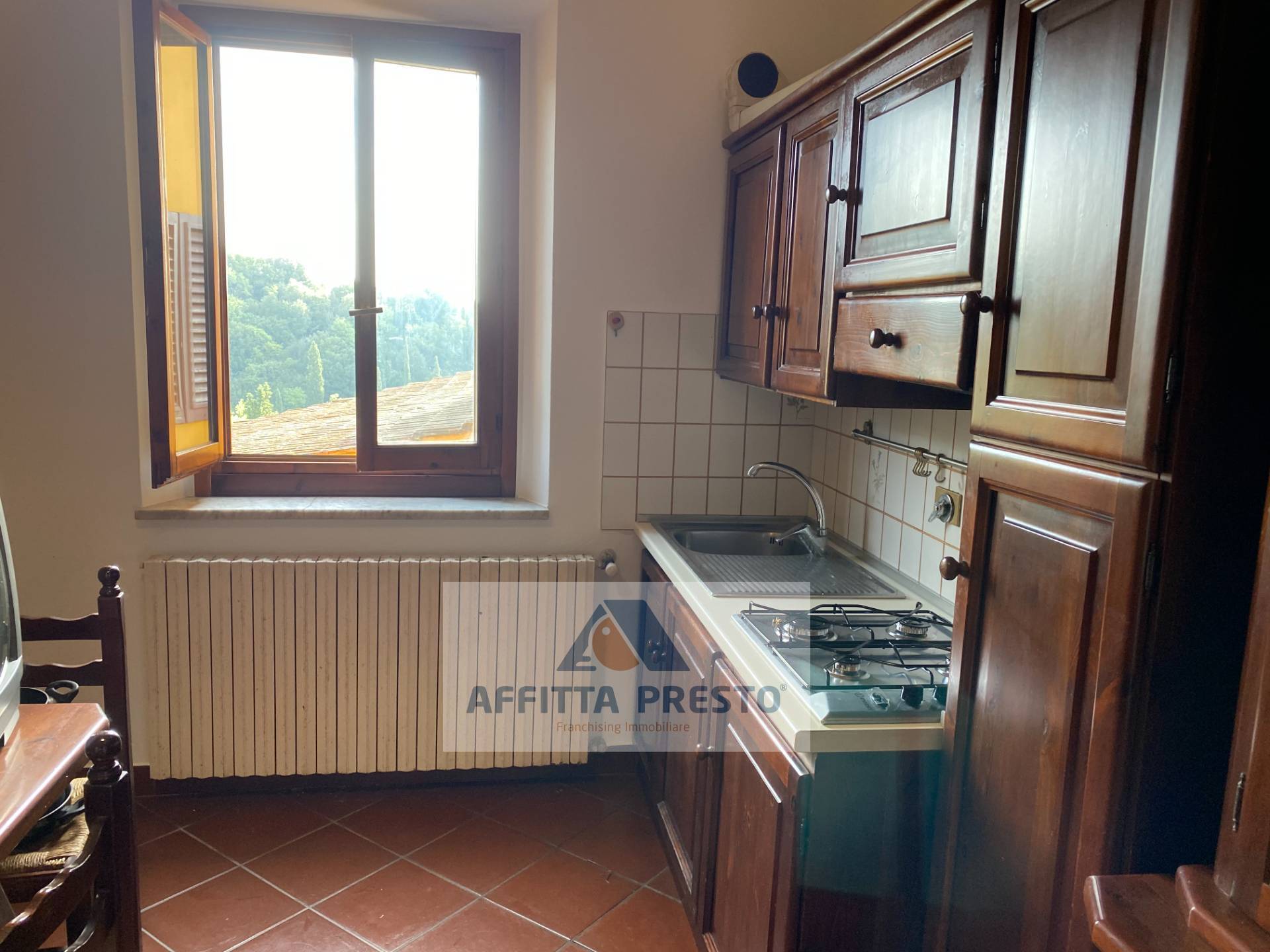 Appartamento in affitto a Capraia e Limite, Castra