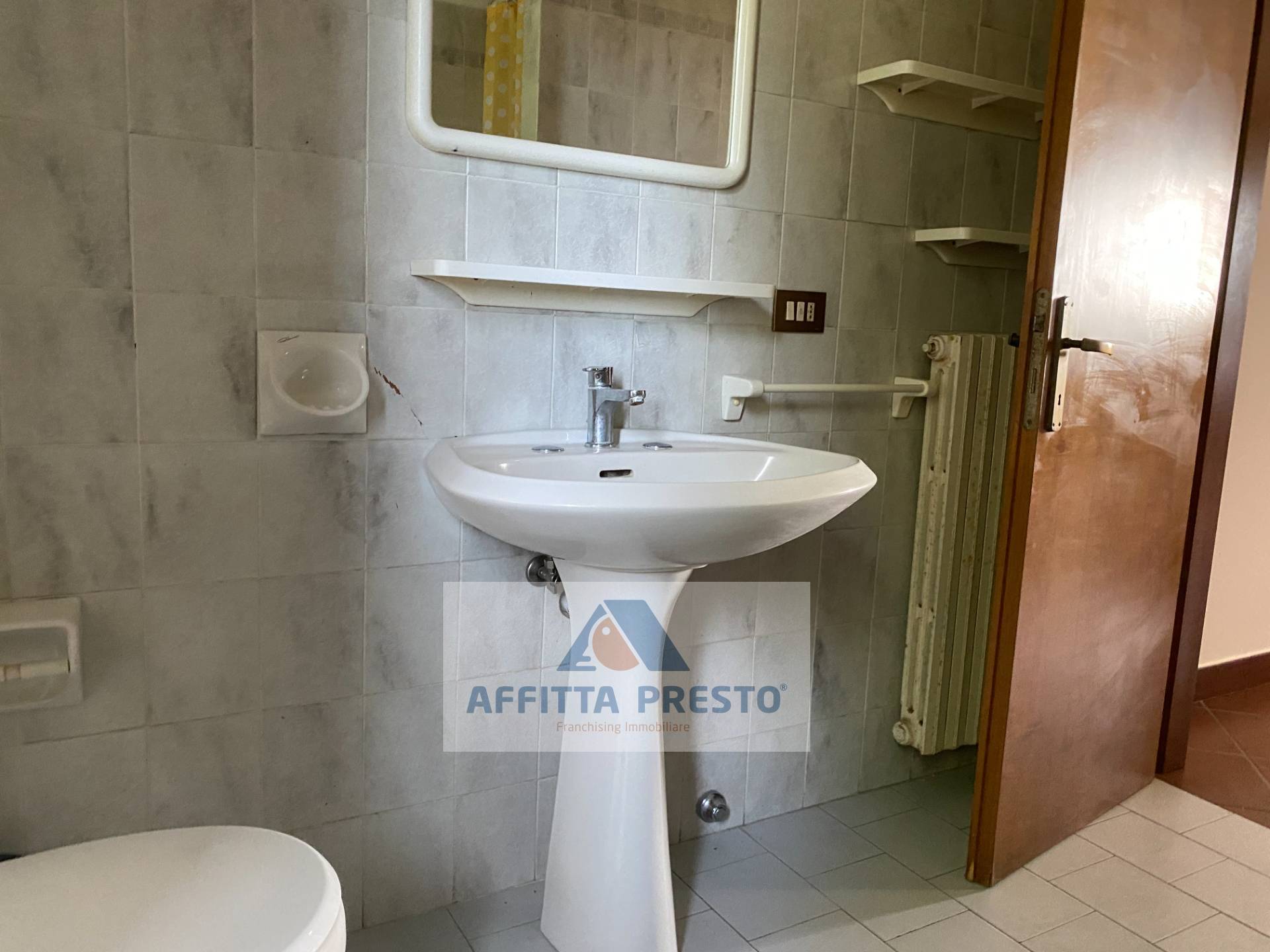 Appartamento in affitto a Capraia e Limite, Castra