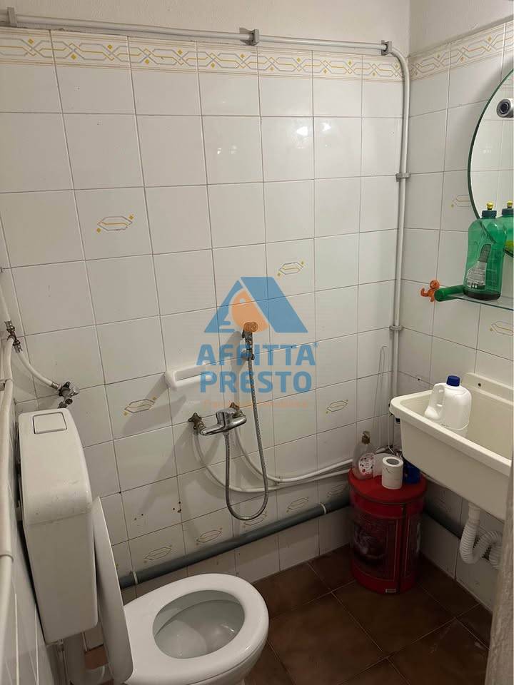 Negozio in affitto a Capraia e Limite
