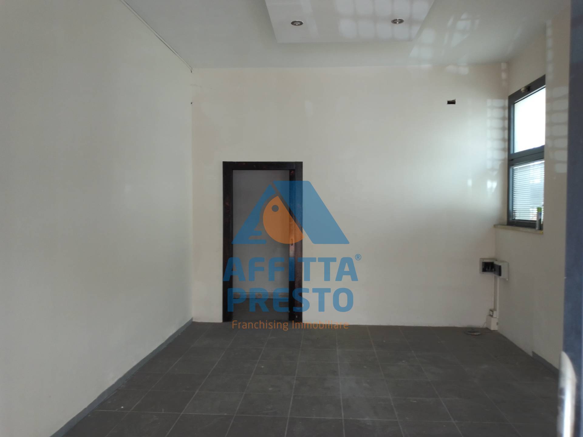 Fondo Commerciale in affitto a Montelupo Fiorentino, Samminiatello