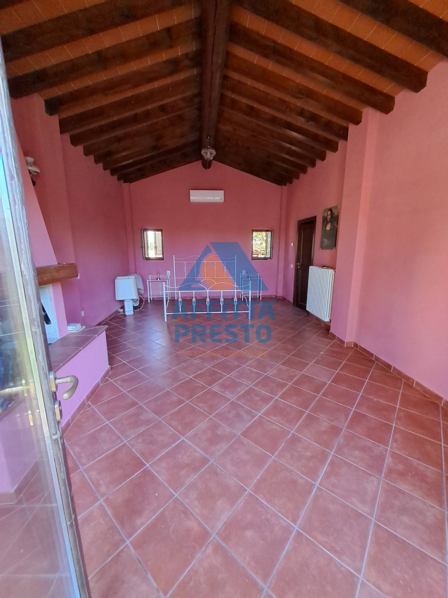 Casa indipendente in affitto a Vinci