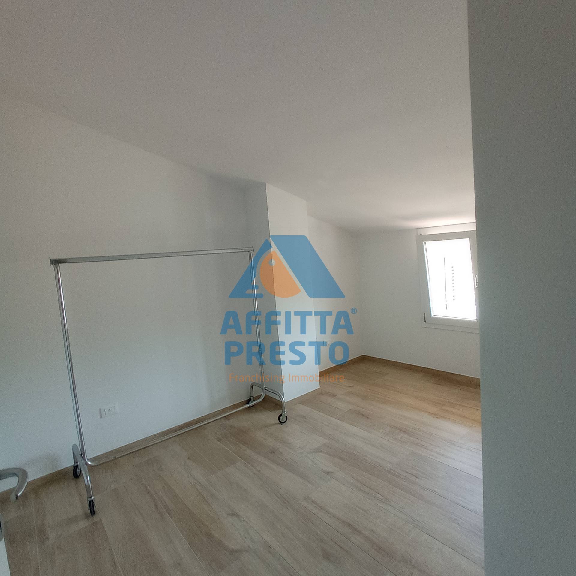 Attico/Mansarda in affitto a Capraia e Limite