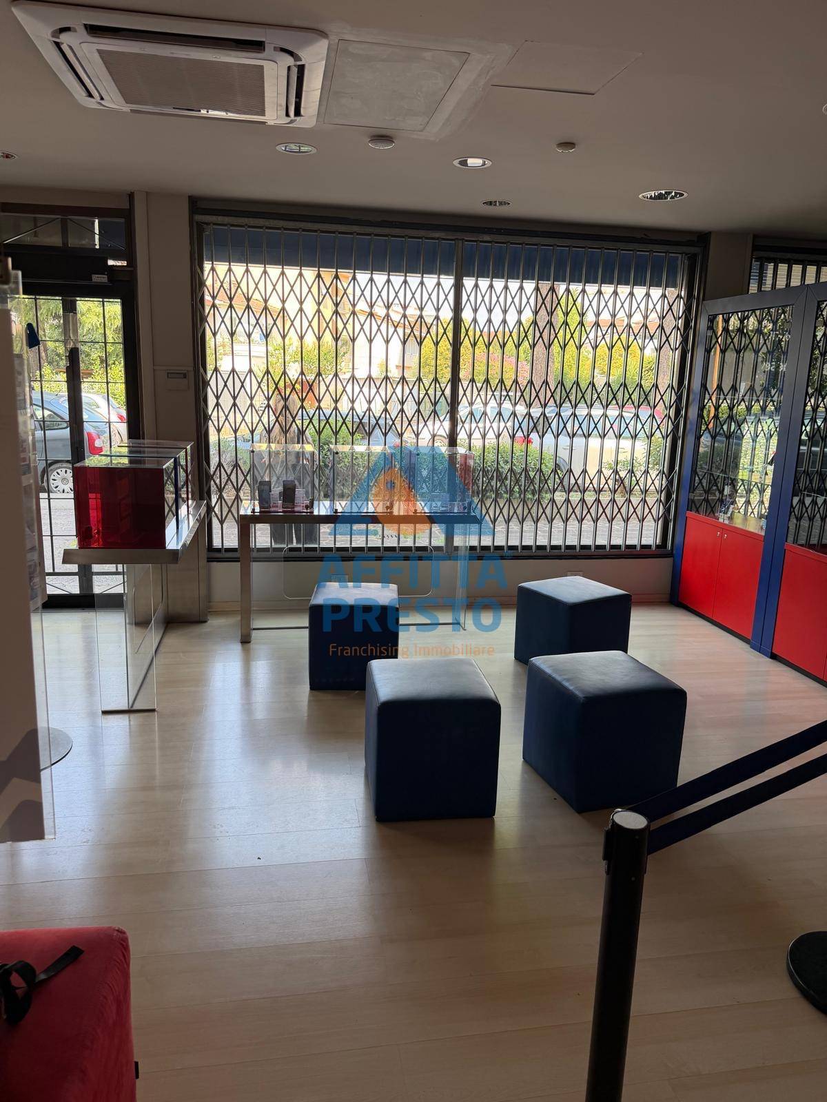 Fondo Commerciale in affitto a Empoli