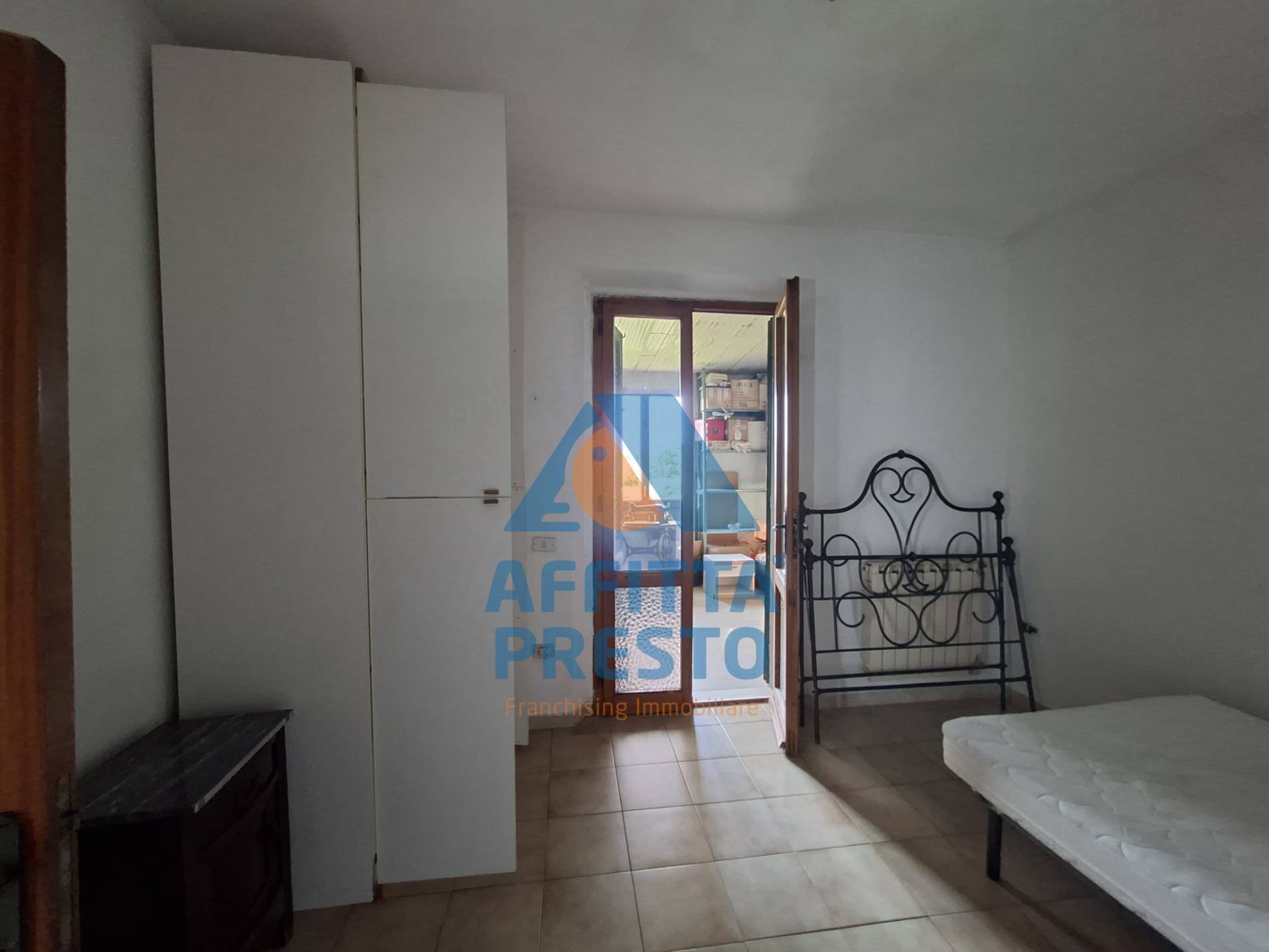 Appartamento in affitto a San Miniato, Scala