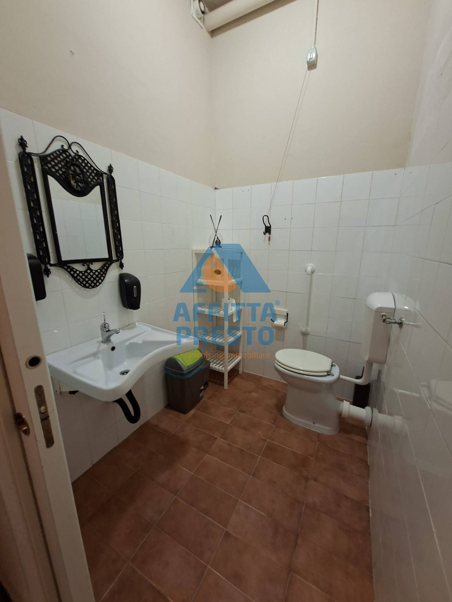 Attivit/licenza in vendita a Empoli