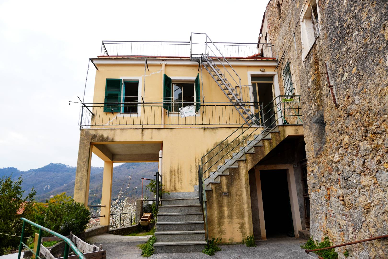 Casa terratetto in vendita a Balestrino, Poggio