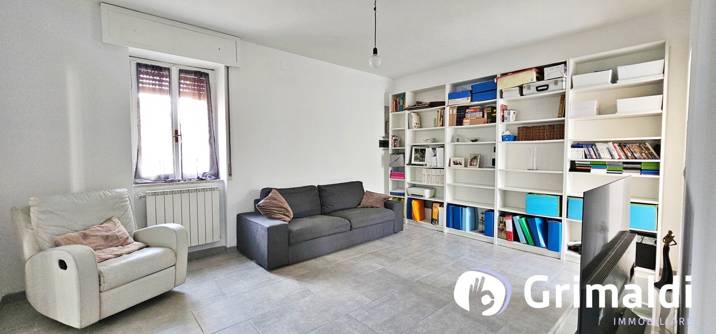 Casa indipendente con giardino a Vernate