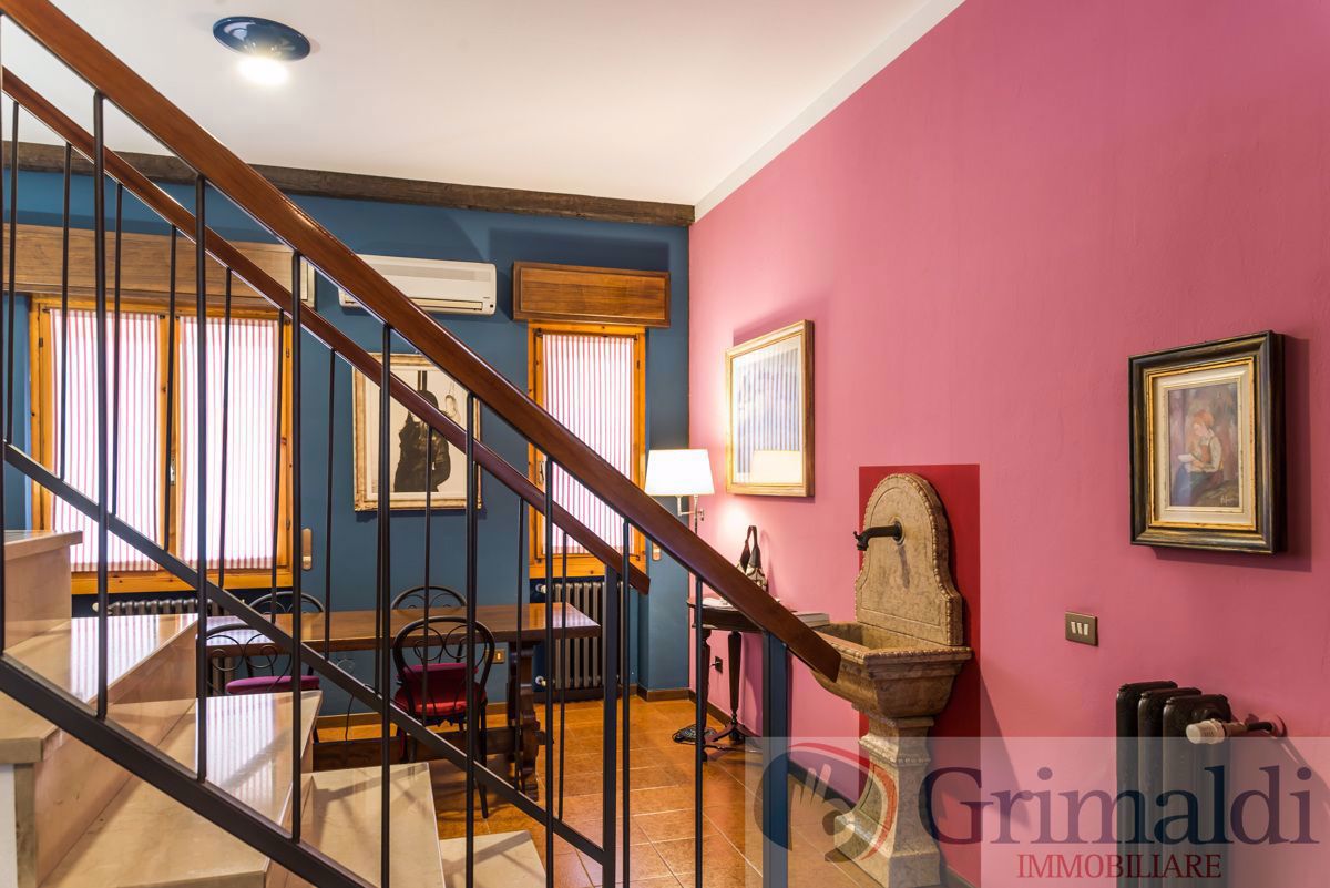 Villa con giardino a Milano