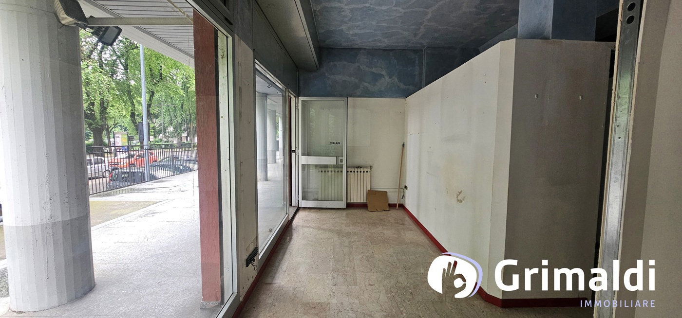 Negozio in vendita a San Donato Milanese