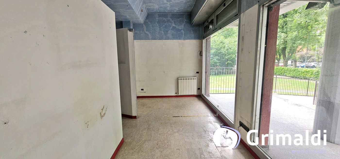 Negozio in vendita a San Donato Milanese