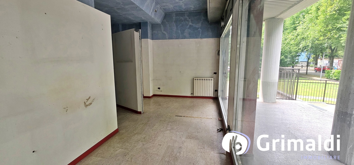Negozio in vendita a San Donato Milanese