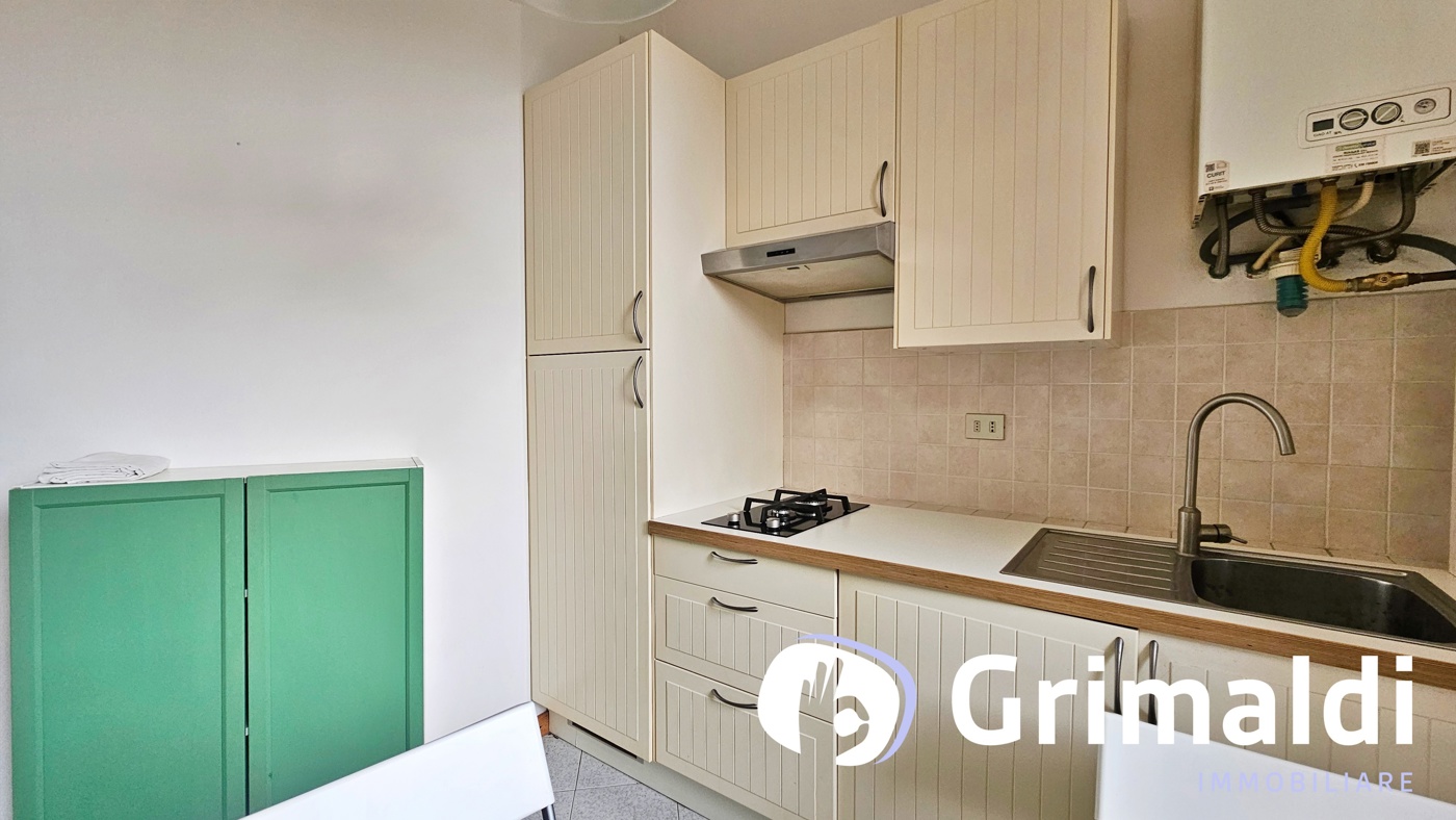 Bilocale arredato in affitto a Milano