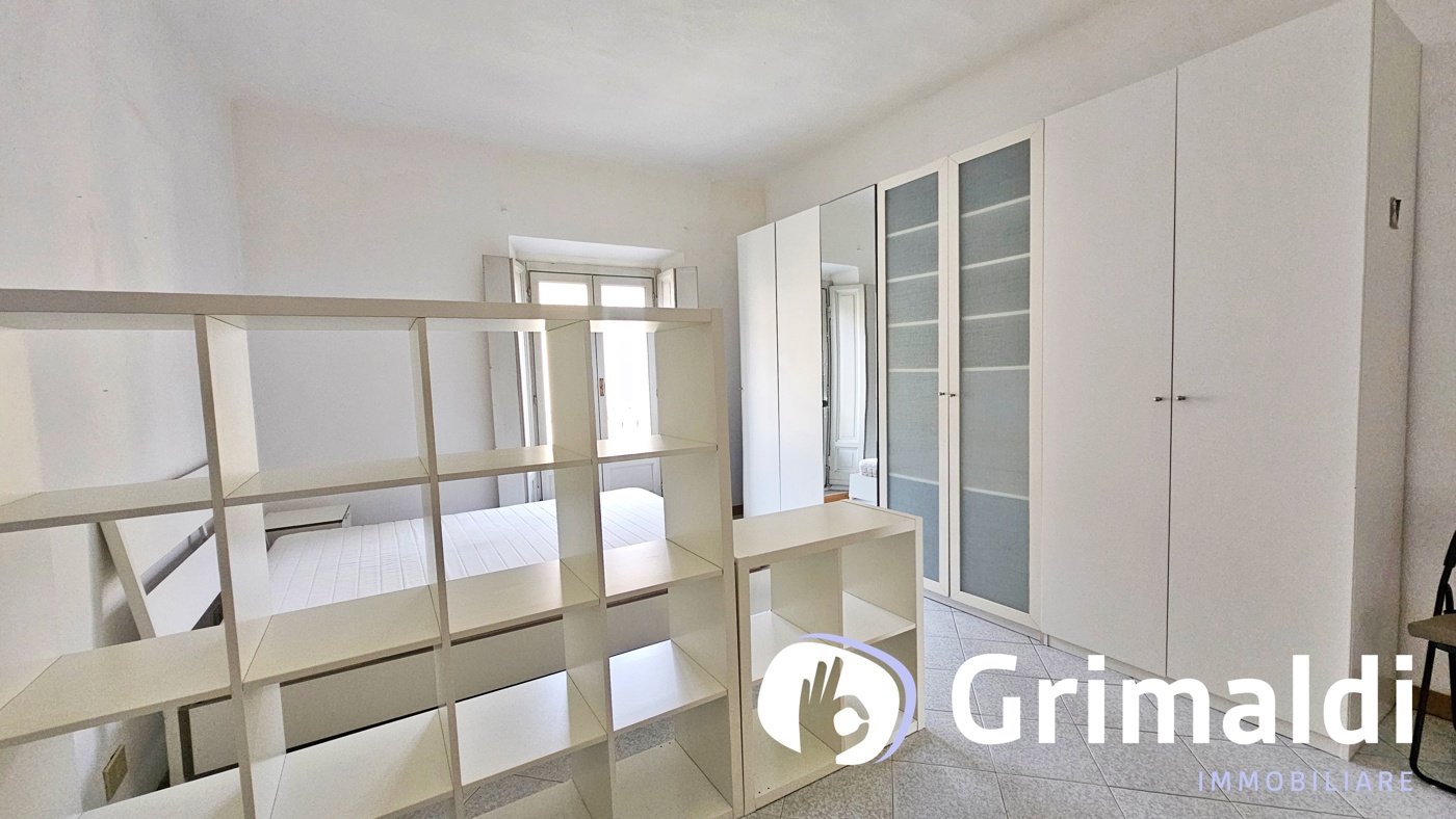 Bilocale arredato in affitto a Milano