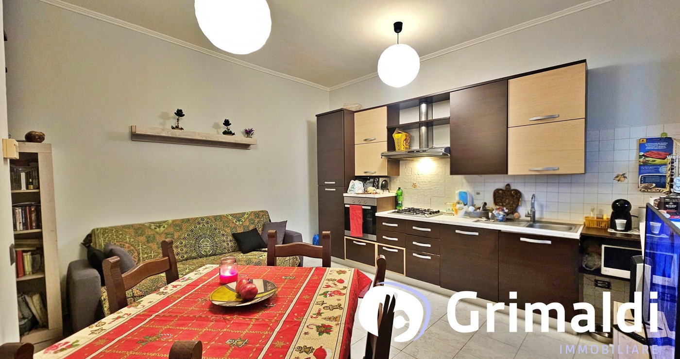 Casa indipendente con giardino a Vernate