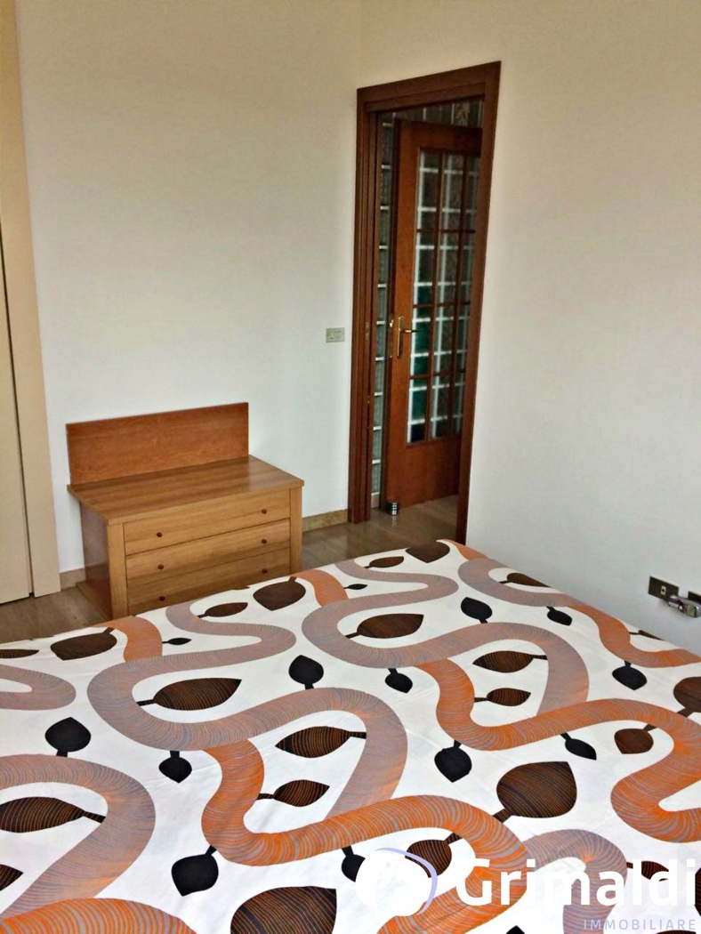 Bilocale arredato in affitto a Milano