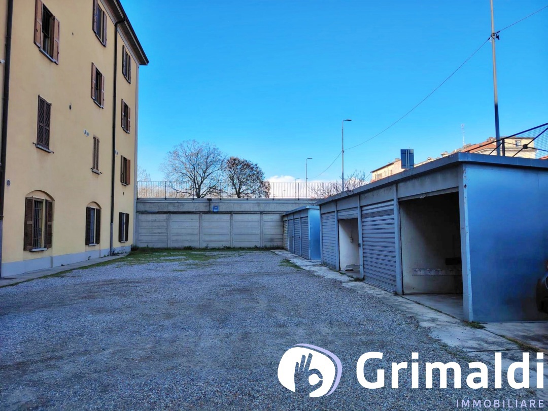 Box/Garage 14mq in affitto a Milano