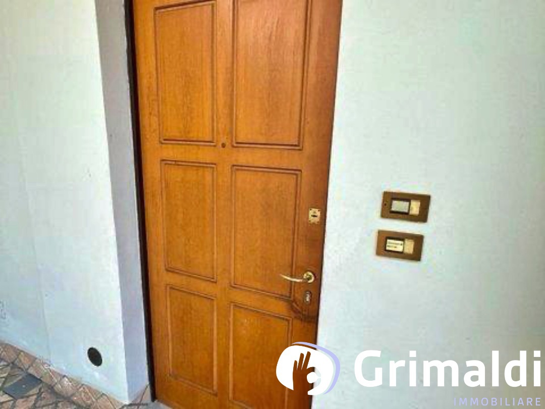 Monolocale arredato in affitto a Milano