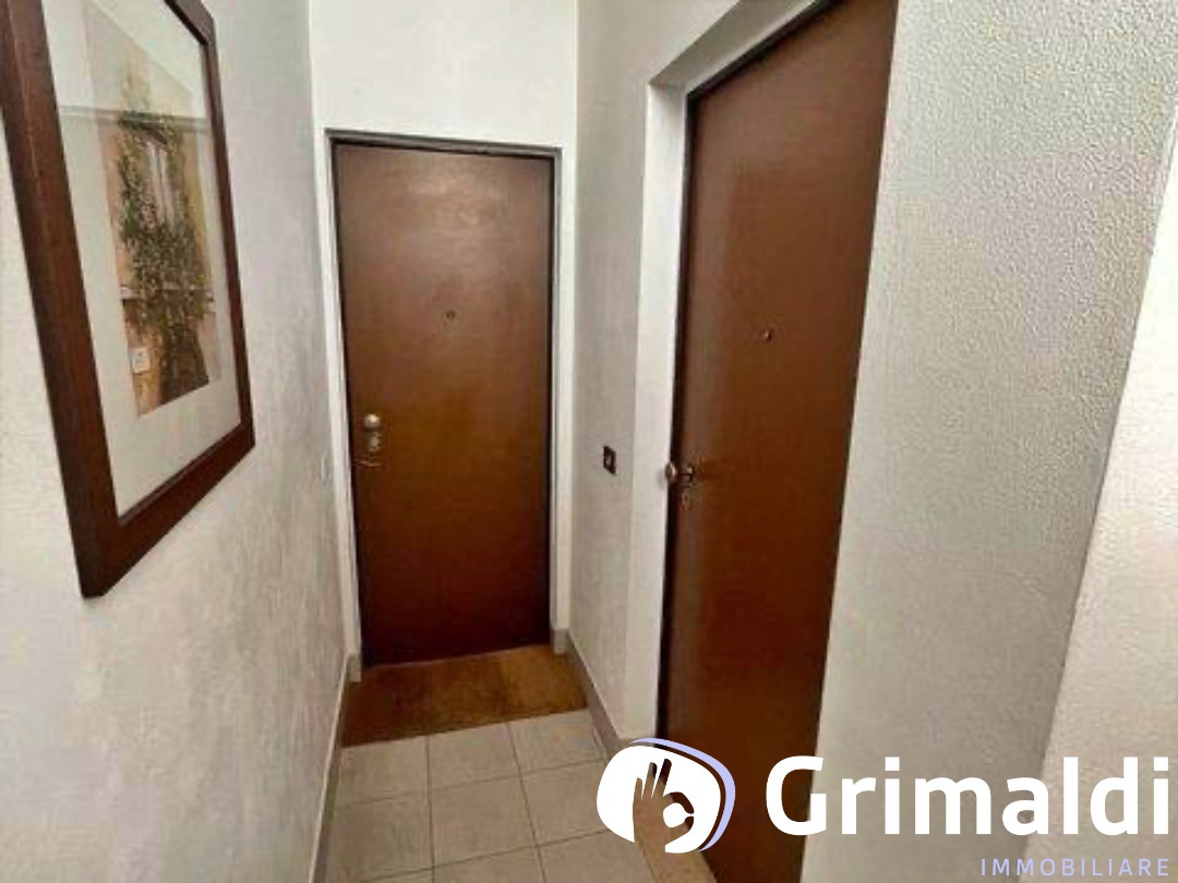 Monolocale arredato in affitto a Milano