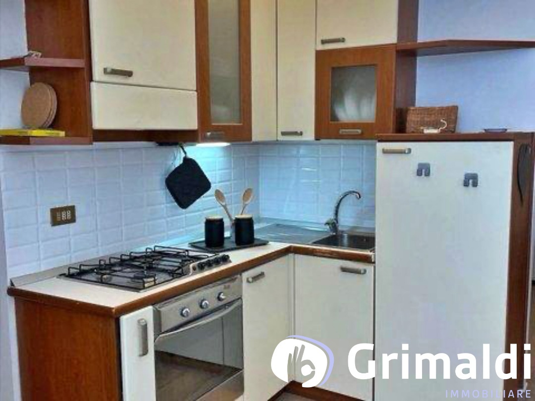 Monolocale arredato in affitto a Milano