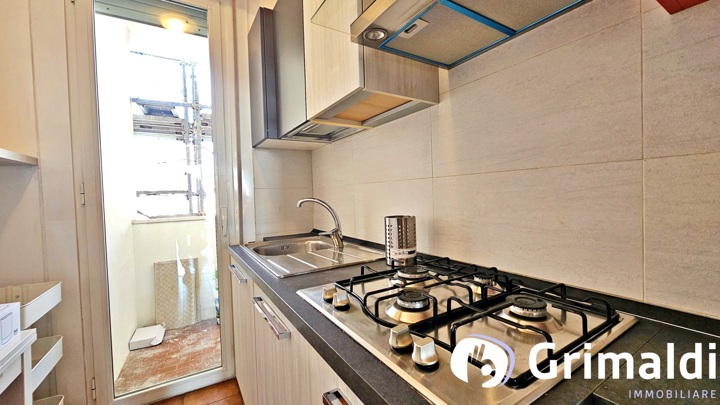 Trilocale arredato in affitto a Milano